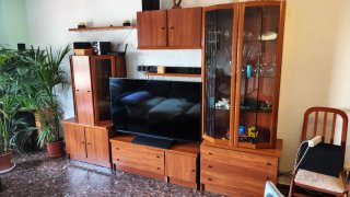 Mueble de salón y TV madera