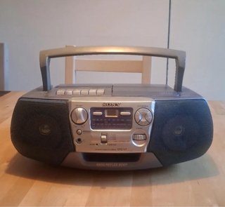 Radio CD Cassette Portátil Sony