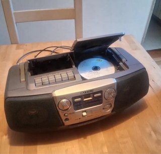 Radio CD Cassette Portátil Sony