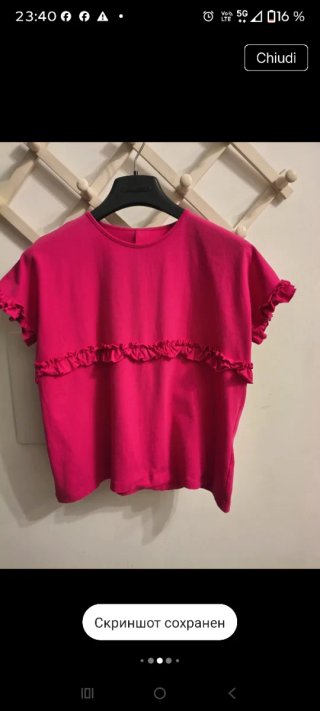 Maglietta rosa con volant