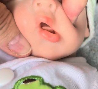 Bebé Reborn Silicona 32cm