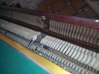 Piano Vertical Vladimir