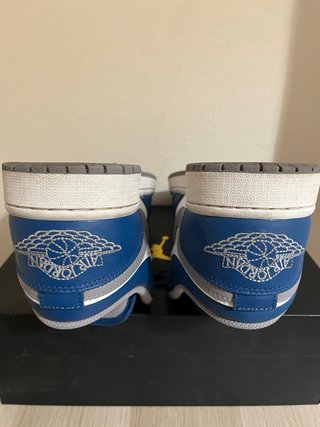 Nike Air Jordan 1 Low Azul y Blanco
