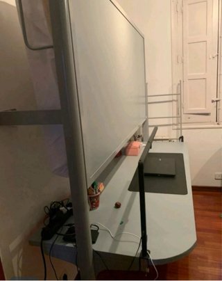 Litera metálica abatible con escritorio