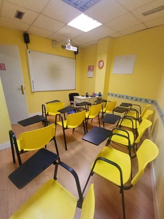 Oficina/aula en alquiler