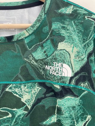 The North Face Camiseta Talla L Camuflaje