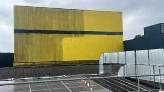 Limpieza con drones y pertigas