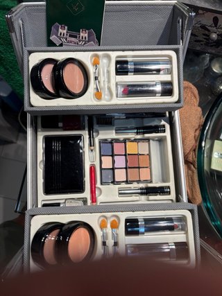 Estuche Metálico Maquillaje Plata