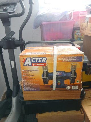Esmeriladora de banco Acter Power