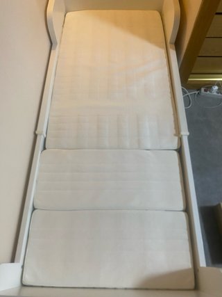 Cama extensible + colchón IKEA Busunge