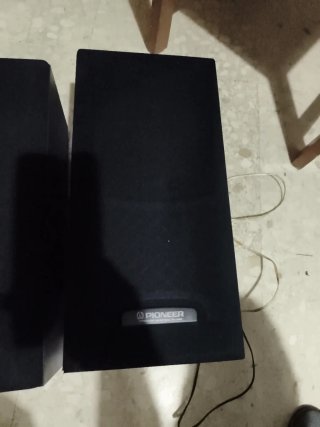 Altavoces Pioneer Negros