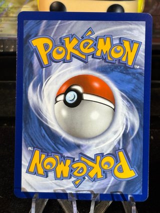 Carta Pokémon Radiant Greninja 046/189