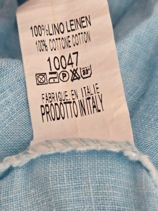 Camisa azul com bordado