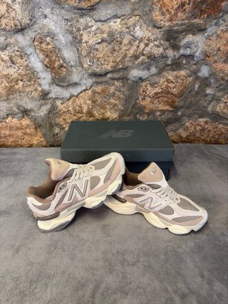 New Balance 9060 Beige/Marrone