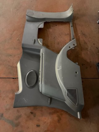 Paneles Maletero SsangYong Rodius 13-19