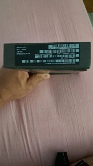 Samsung Galaxy S25 FE Caja Negra