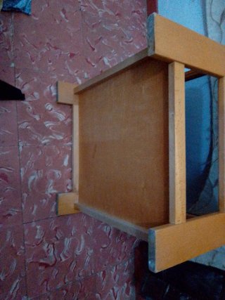 Mesa de centro de madera y cristal