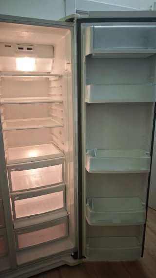 Frigorífico americano LG Side by Side A+ (554 L)