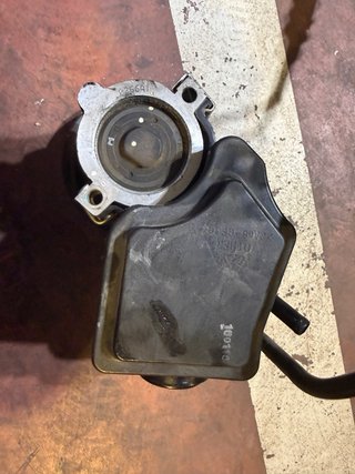 Bomba Dirección SsangYong Rodius 13-19