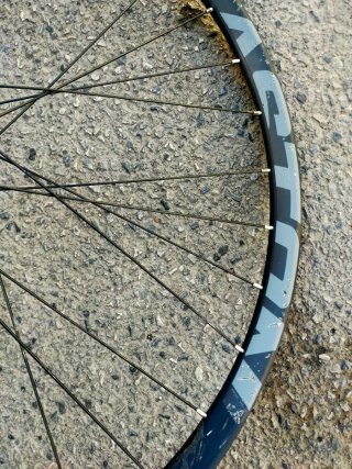 Llanta MTB Easton AR30 27.5 com buje sram