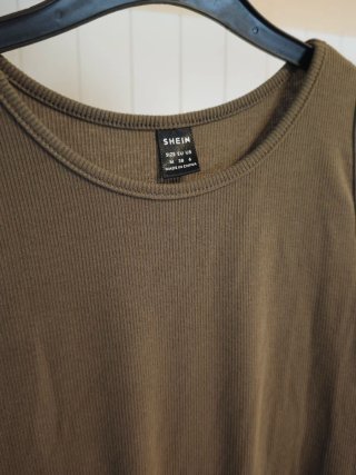 Vestido SHEIN verde oliva talla S