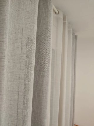 Cortinas lino gris y visillo blanco + barra