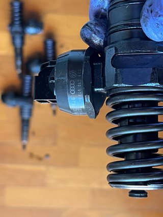 Inyectores Volkswagen Golf 5 1.9 TDI BXE