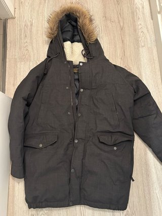 Chaqueta Burton GoreTex. Talla como si fuera una L