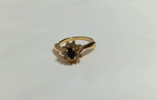 Anillo Chapado en Oro con Zafiro Azul