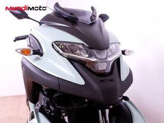 YAMAHA TRICITY 300