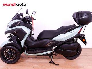 YAMAHA TRICITY 300