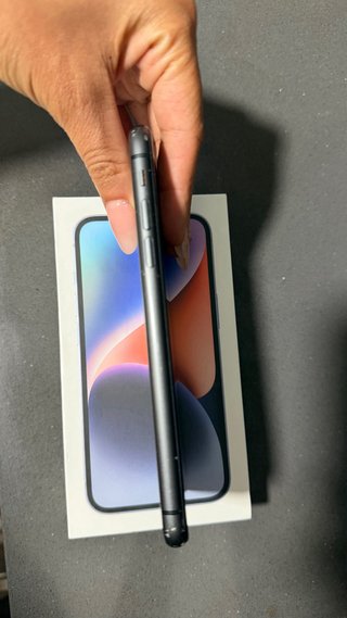 iPhone 11 64GB Negro - Pantalla Rota