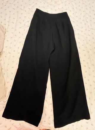 Pantalón de traje negro ancho