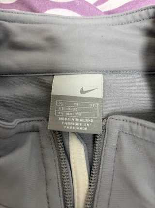 Chaqueta Nike Y2K Vintage Deportiva Gris