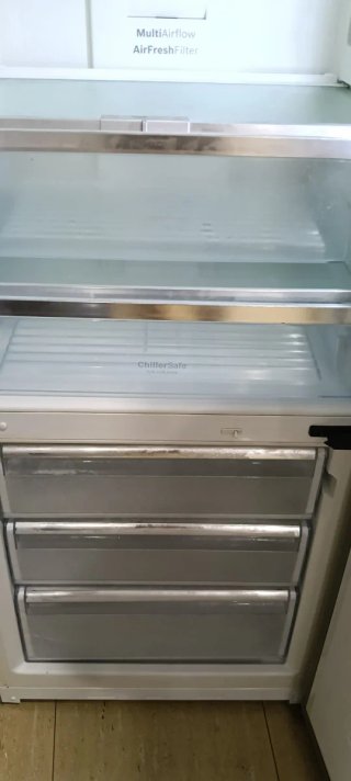 NEVERA COMBI BOSCH NO FROST ENERGÍA A+
