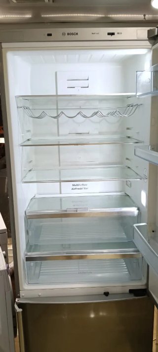 NEVERA COMBI BOSCH NO FROST ENERGÍA A+