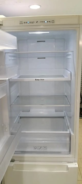 NEVERA COMBI SAMSUNG NO FROST ENERGÍA A+