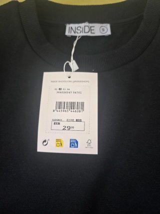 Sudadera INSIDE Negra Flores Bordadas Talla S