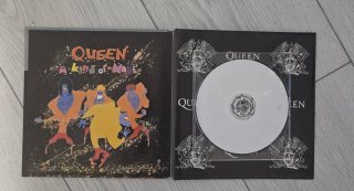 Libro CD Queen A Kind of Magic