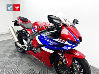 HONDA CBR 1000 RR-R FIREBLADE 2025 11692 kms.