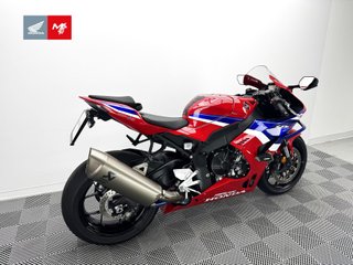HONDA CBR 1000 RR-R FIREBLADE 2025 11692 kms.