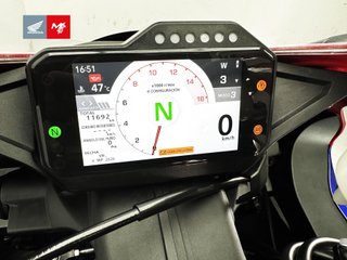 HONDA CBR 1000 RR-R FIREBLADE 2025 11692 kms.