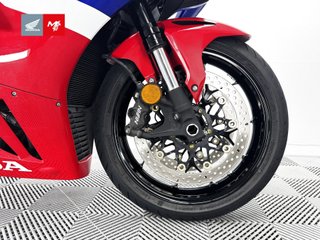 HONDA CBR 1000 RR-R FIREBLADE 2025 11692 kms.