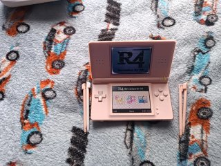 Nintendo DS Lite Rosa con Cargador