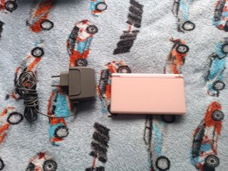 Nintendo DS Lite Rosa con Cargador