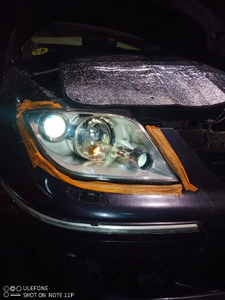 Restauración de faros, con polímero