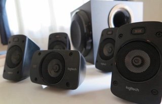 Altavoces 5.1 potentes Logitech Z906 1000W THX