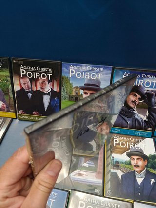 Lote 25 DVDs, Agatha Christie, Poirot, casi completa