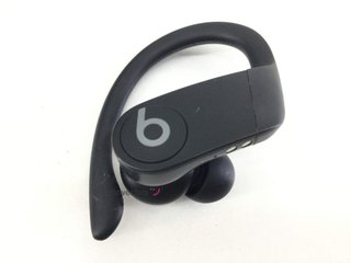 in-ear beats powerbeats pro
