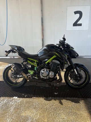 Kawasaki Z900 A2 Negra/Verde
